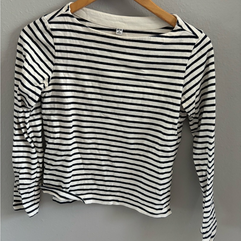 Uniqlo boatneck long sleeve striped shirt